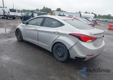 2016 Hyundai Elantra Se z USA, uszkodzony, nr VIN 5NPDH4AE3GH727965